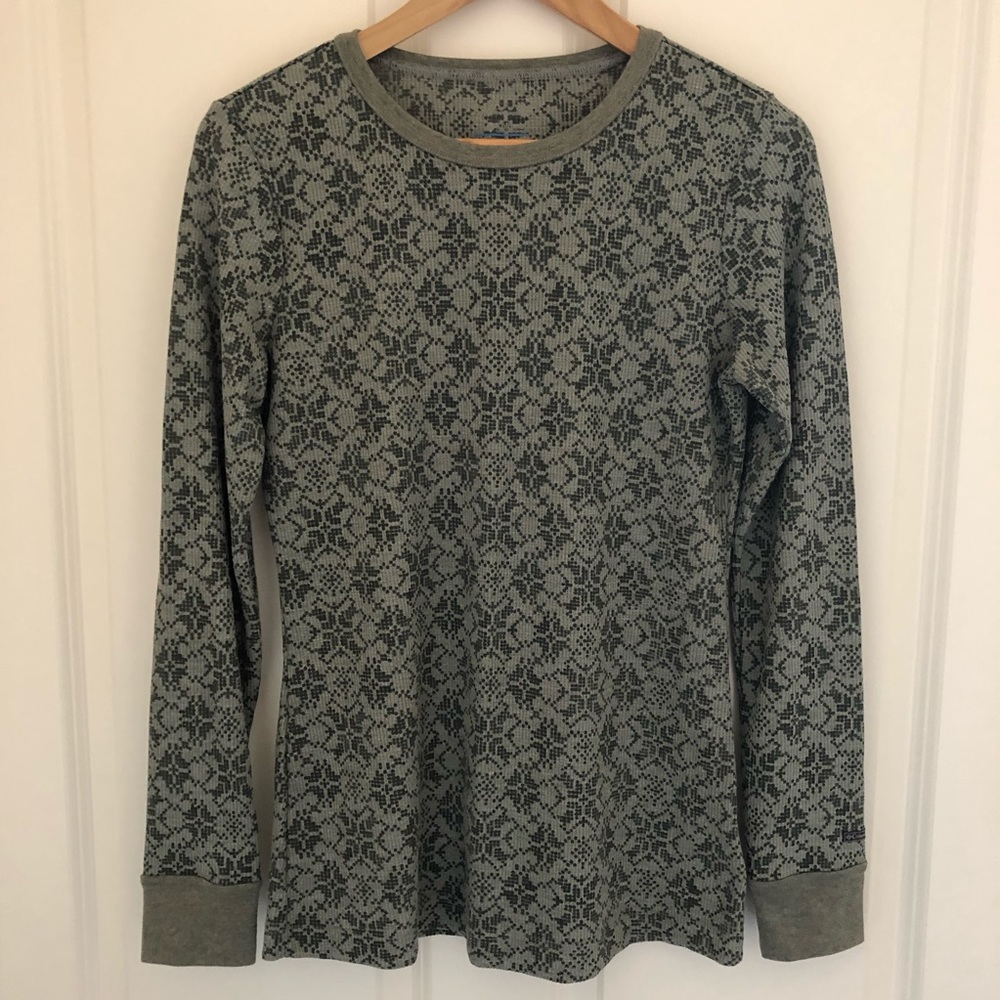 Women’s Columbia long sleeve -size M